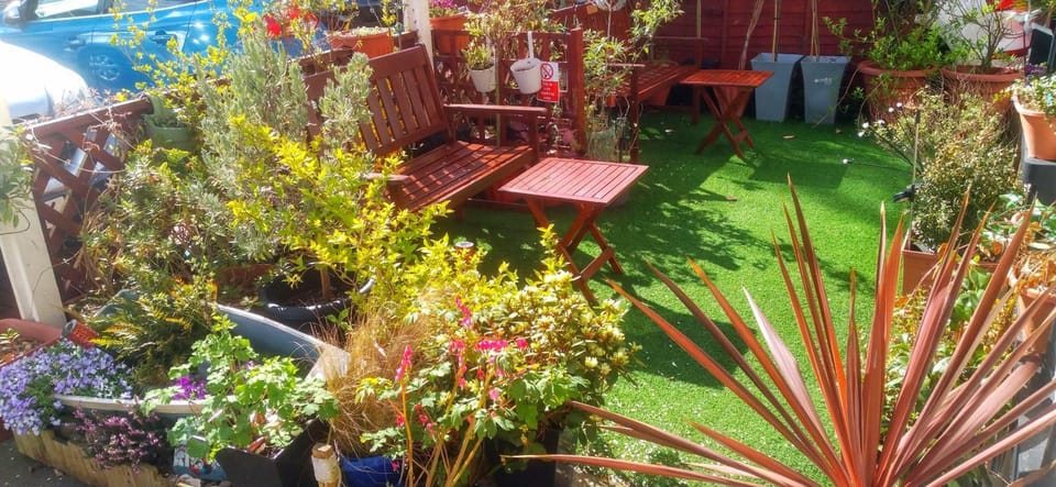 Seating area, Garden view, Parking