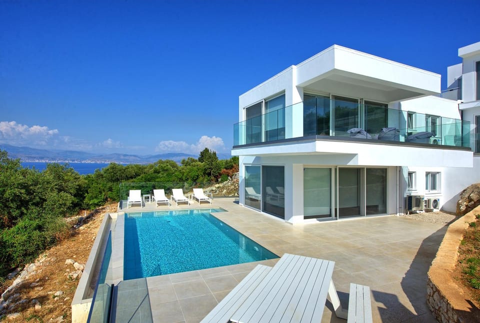 Garden, View (from property/room), Swimming pool