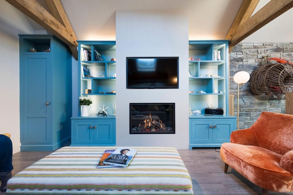 TV and multimedia, Living room, Seating area, On site