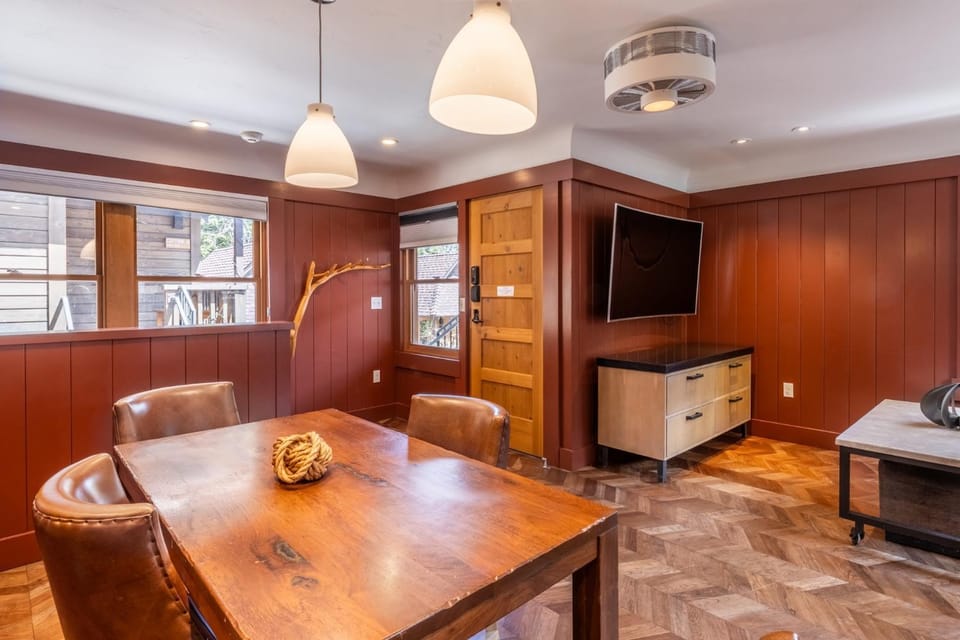 Cedar Crest - Robin Cottage 6 House in Homewood