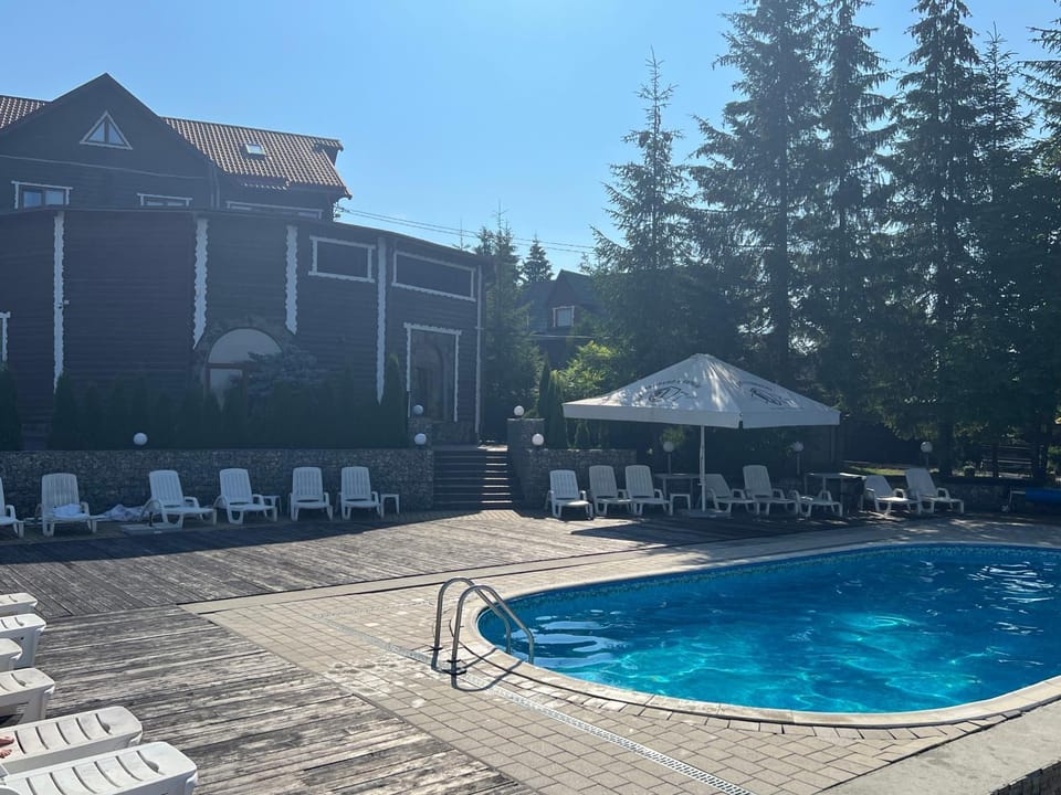 Property building, Swimming pool
