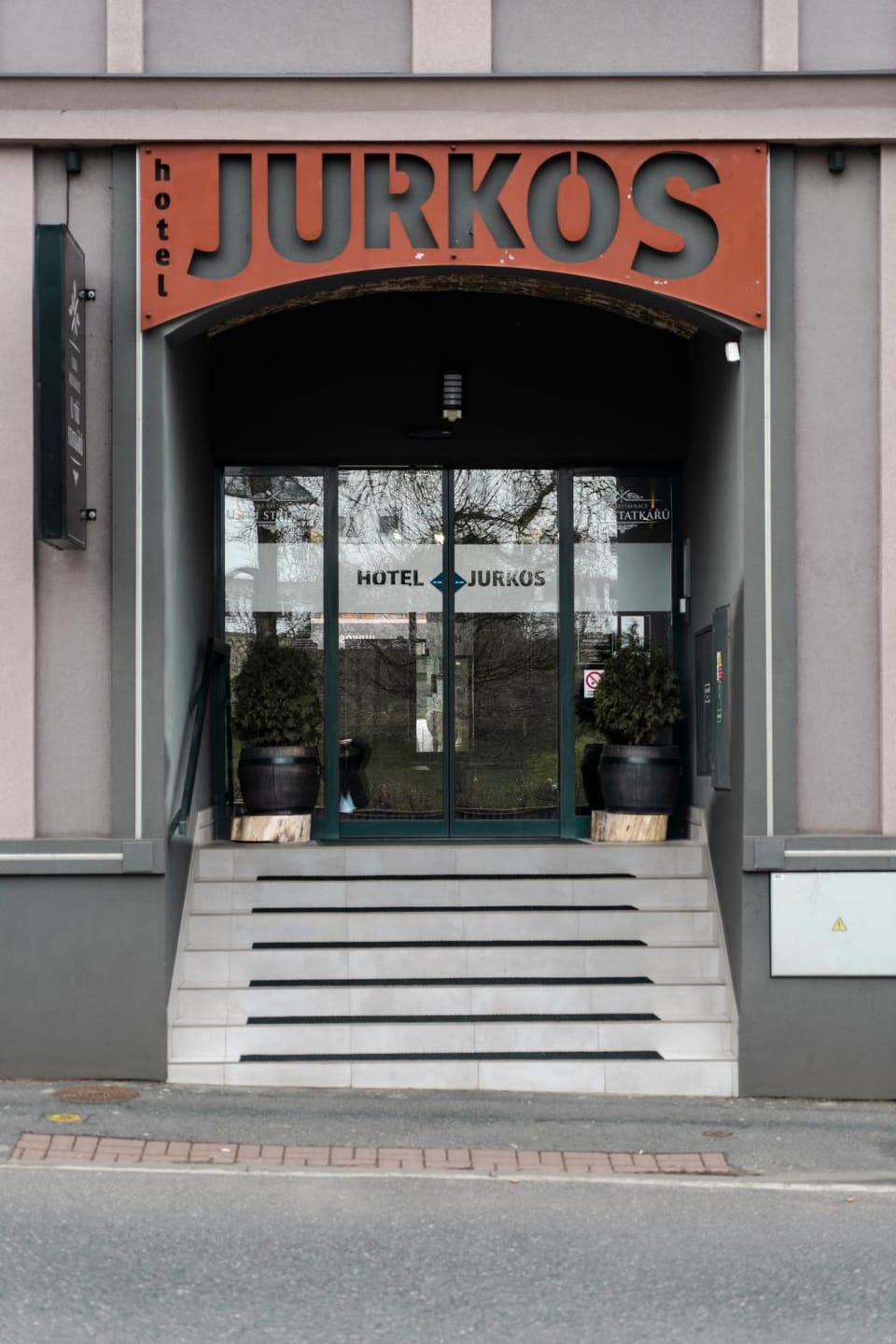 Facade/entrance, Property logo or sign