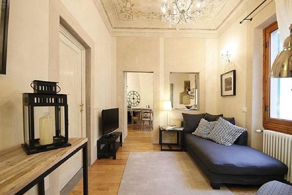 Living room, Decorative detail