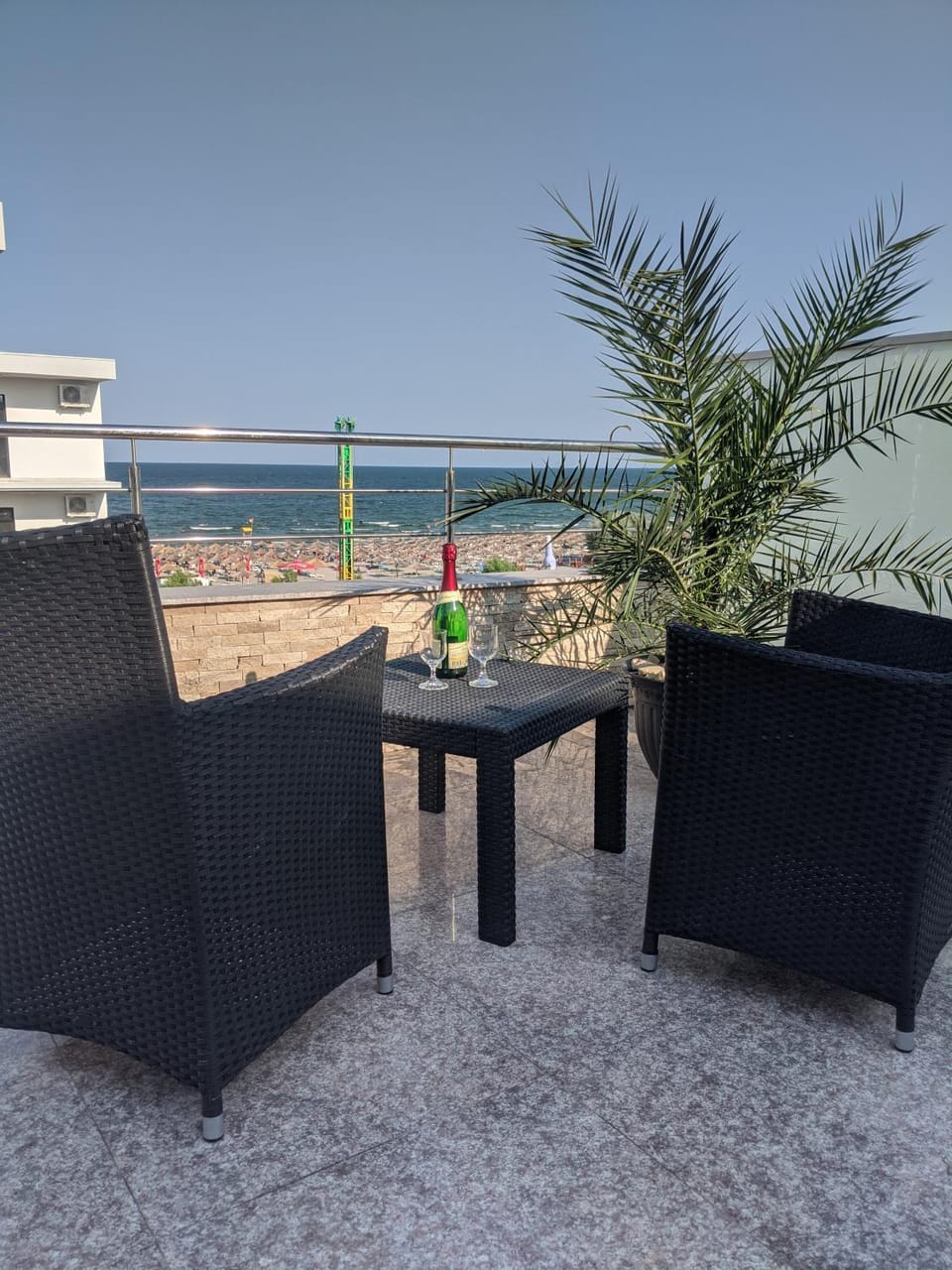 Balcony/Terrace, Other, Seating area, On site, Landmark view, Sea view, Street view