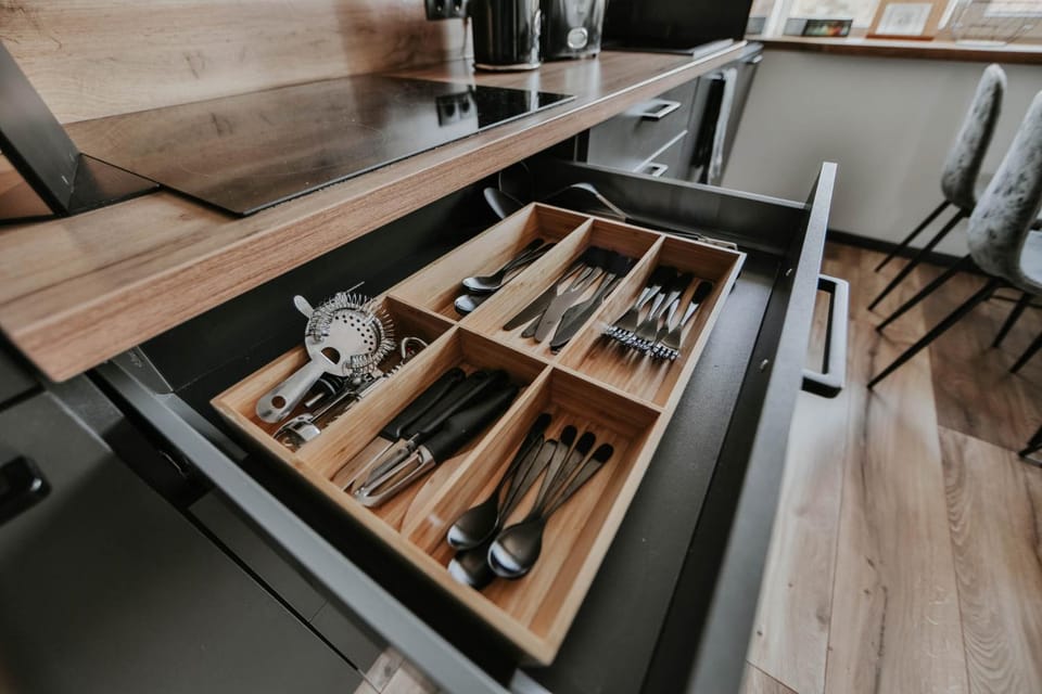 Coffee/tea facilities, Kitchen or kitchenette