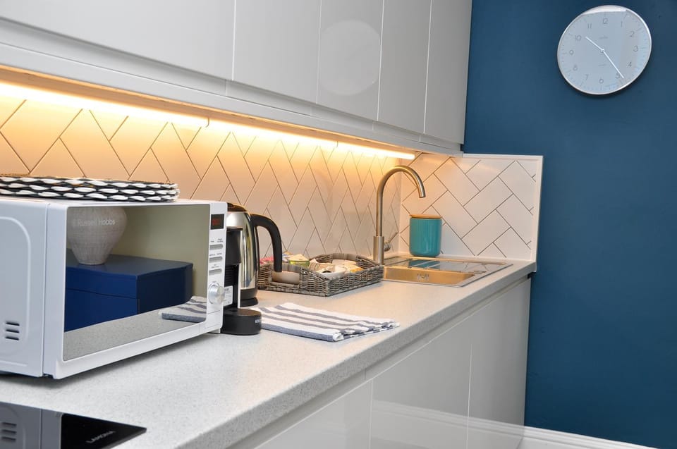 Kitchen or kitchenette, Area and facilities