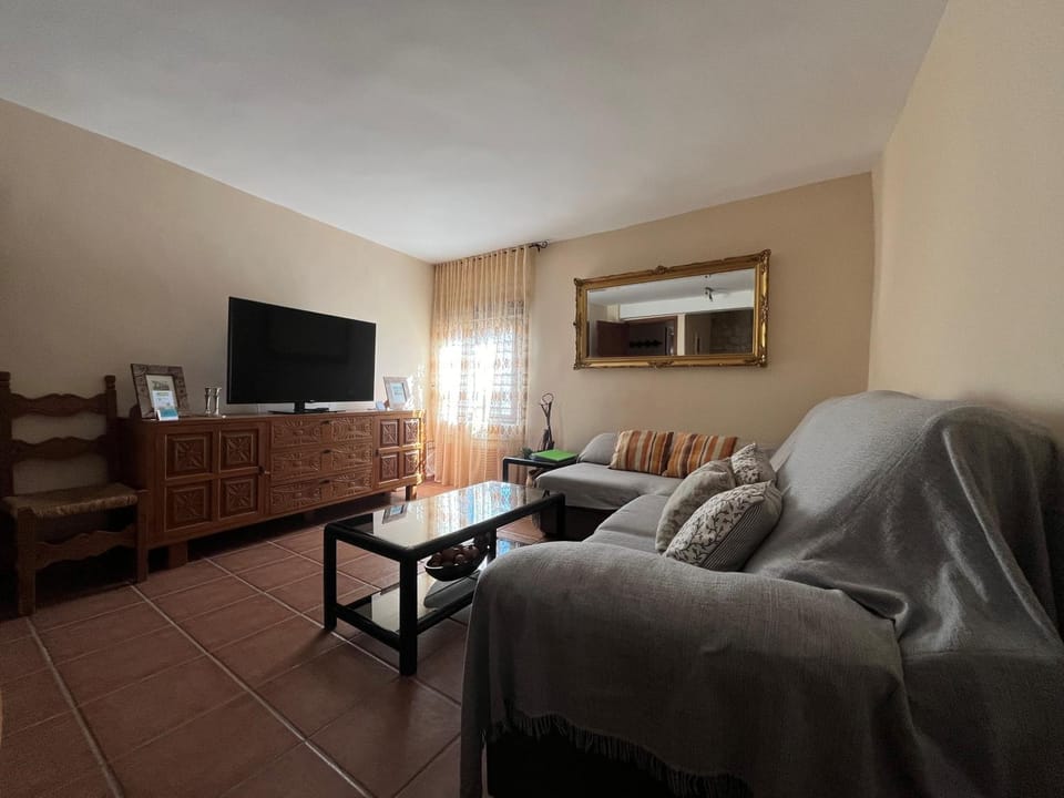Communal lounge/ TV room, TV and multimedia