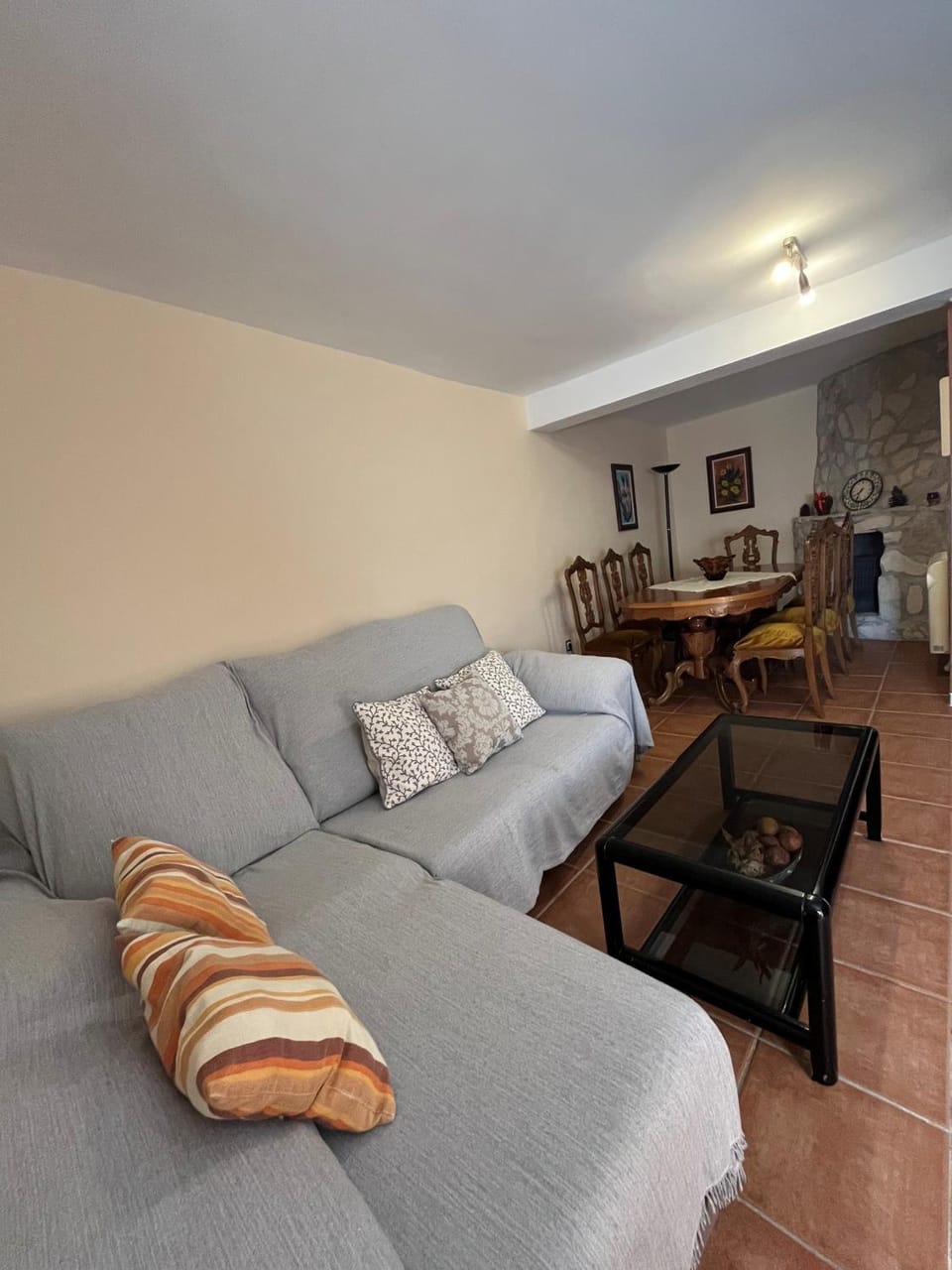TV and multimedia, Living room, Dining area