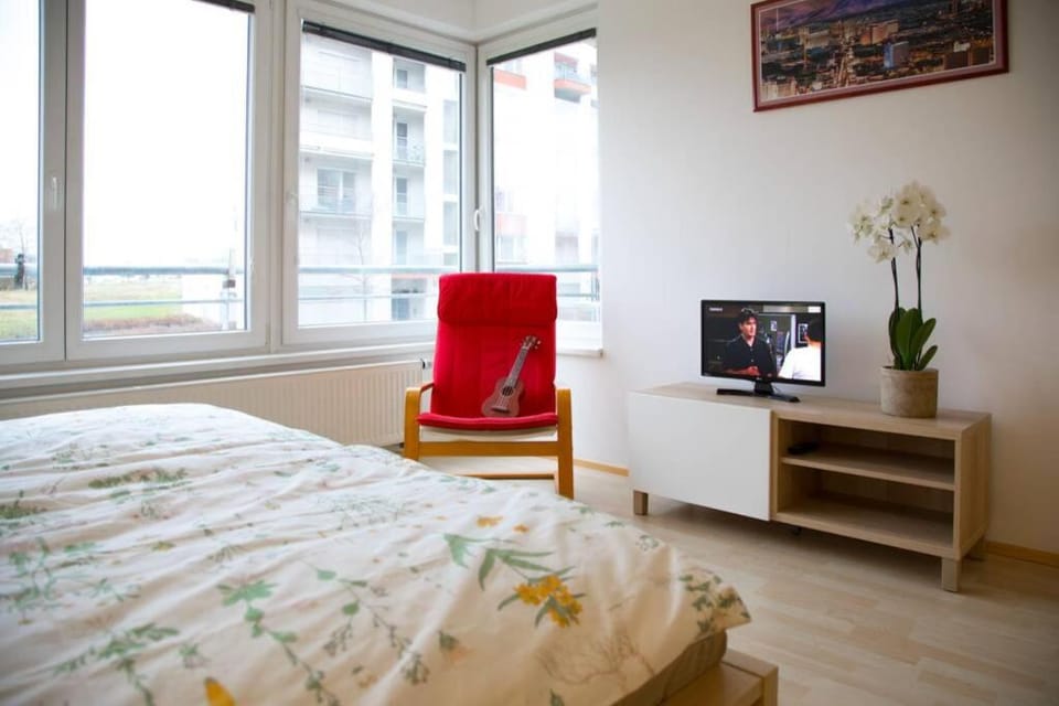 TV and multimedia, Bedroom