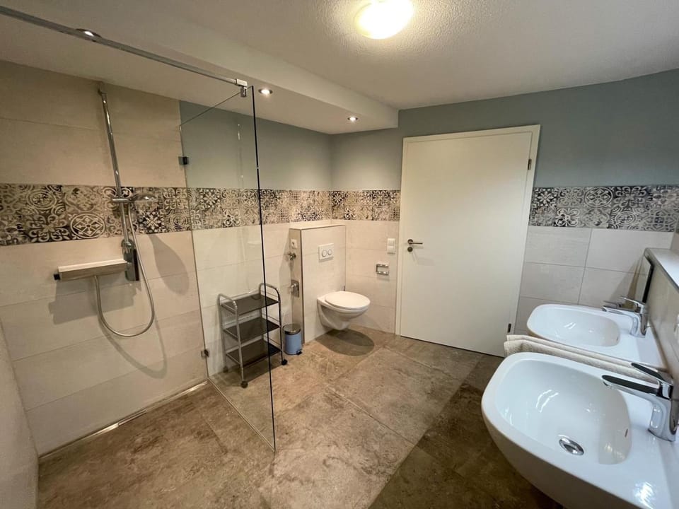 Bathroom, Living room