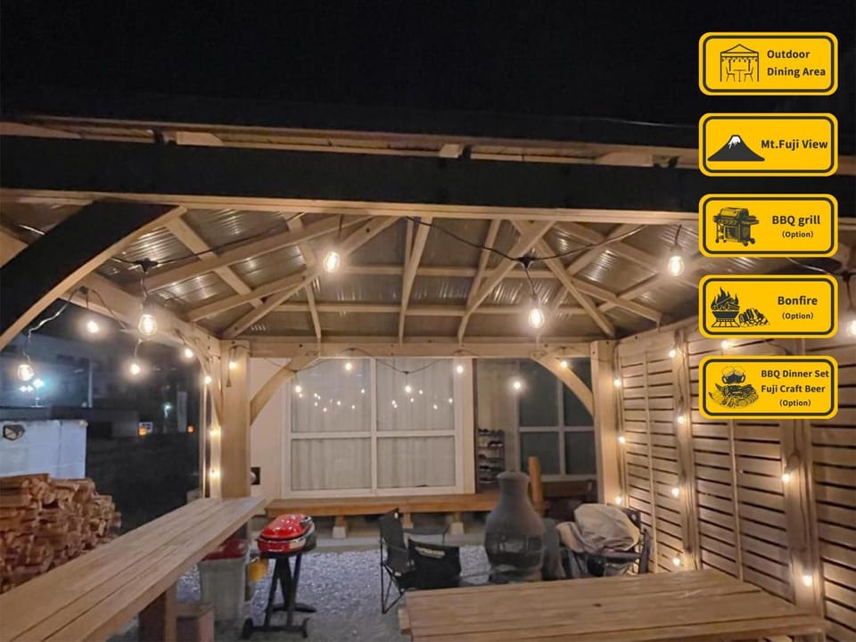 BBQ facilities, Seating area, Evening entertainment