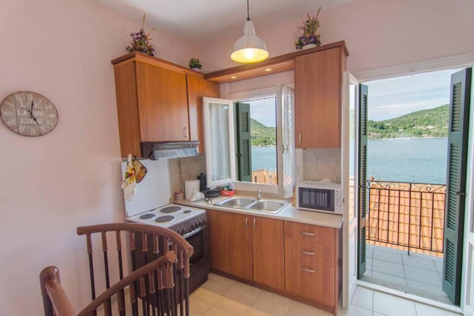Amalia Sea View house Apartment in Ithaca