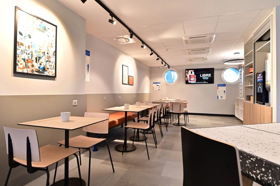 TV and multimedia, Breakfast