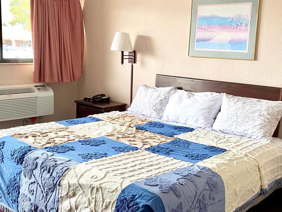 REGENCY INN Motel in Fern Park