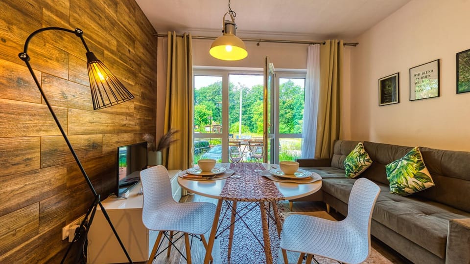 Apartament Centrum Holiday Mountain Residence - 5D Apartamenty Apartment in Lower Silesian Voivodeship