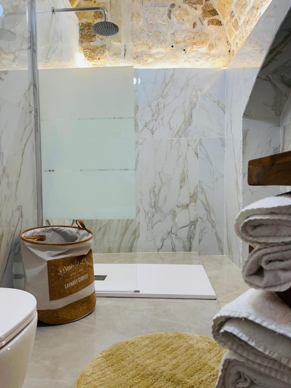 Suite Whiteflower Apartment in Bari