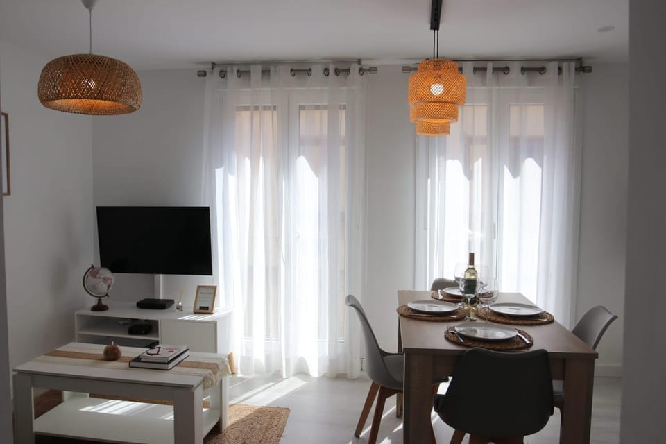 Apartamentos La Herradura Balcón Apartment in Haro