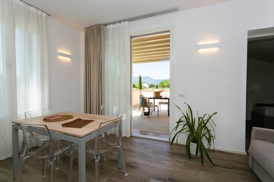 Balcony/Terrace, Living room, Dining area