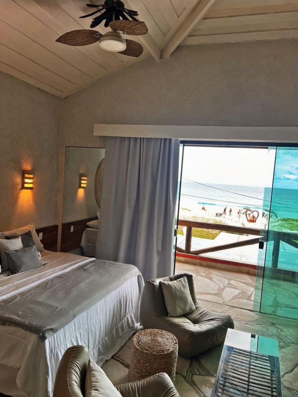 Pier Beach Club Hotel in Cabo Frio
