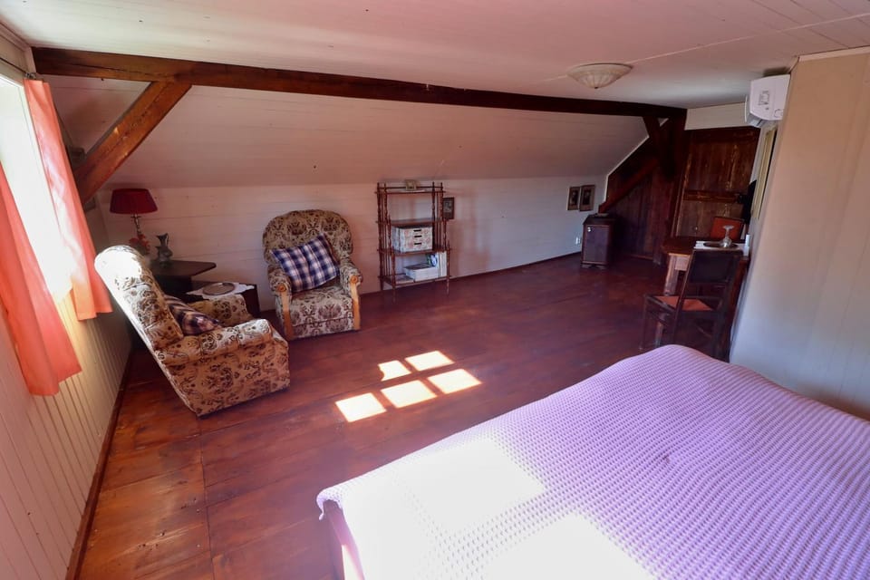 Chalupa Huníkov Bed and Breakfast in Czechia