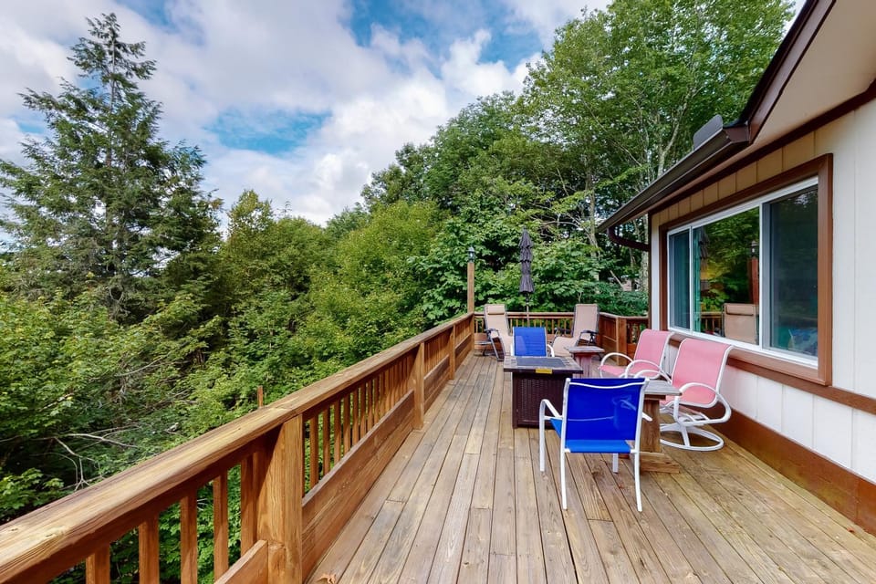 La Shika Chalet House in Beech Mountain