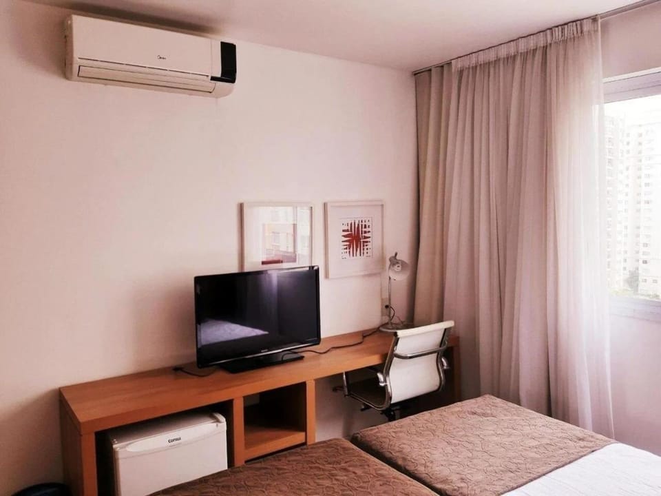 MELHOR Localização na Barra da Tijuca- Apartamento com Ar, wifi, microondas Apartment in Rio de Janeiro