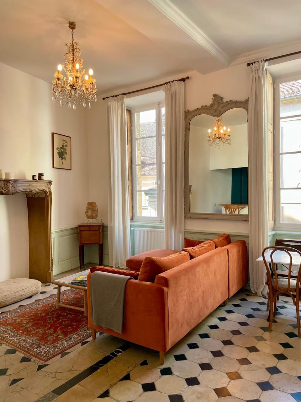 Le Cocand Apartment in Autun