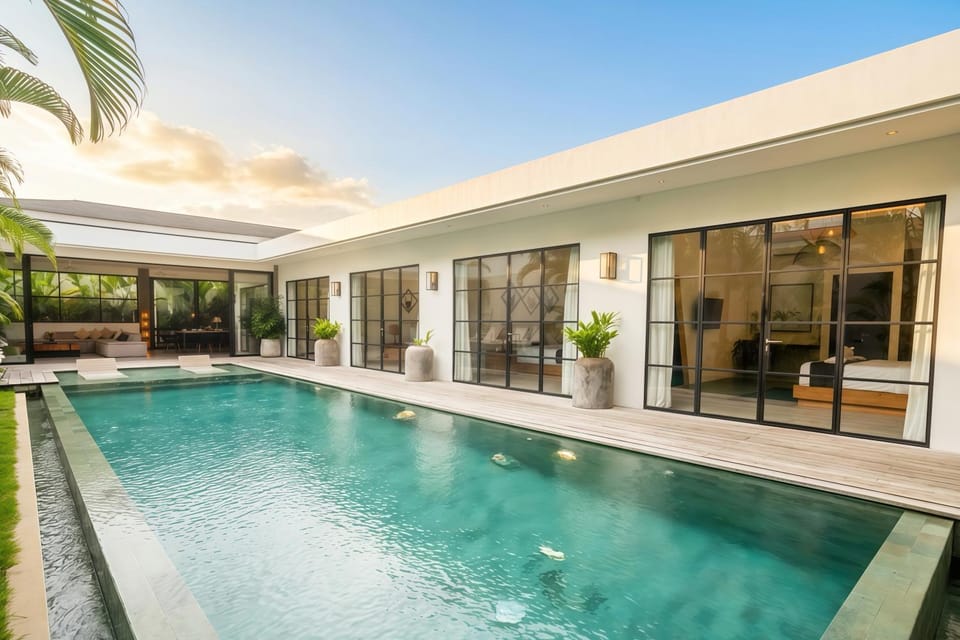 Property building, Pool view, Pool view, Swimming pool, Swimming pool