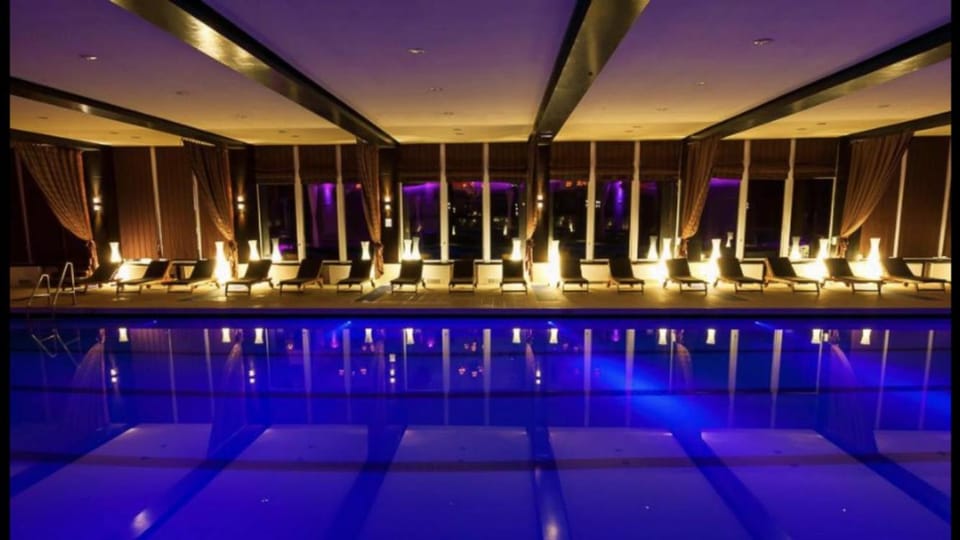 Pool view, Swimming pool