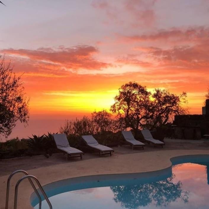 Swimming pool, Sunrise
