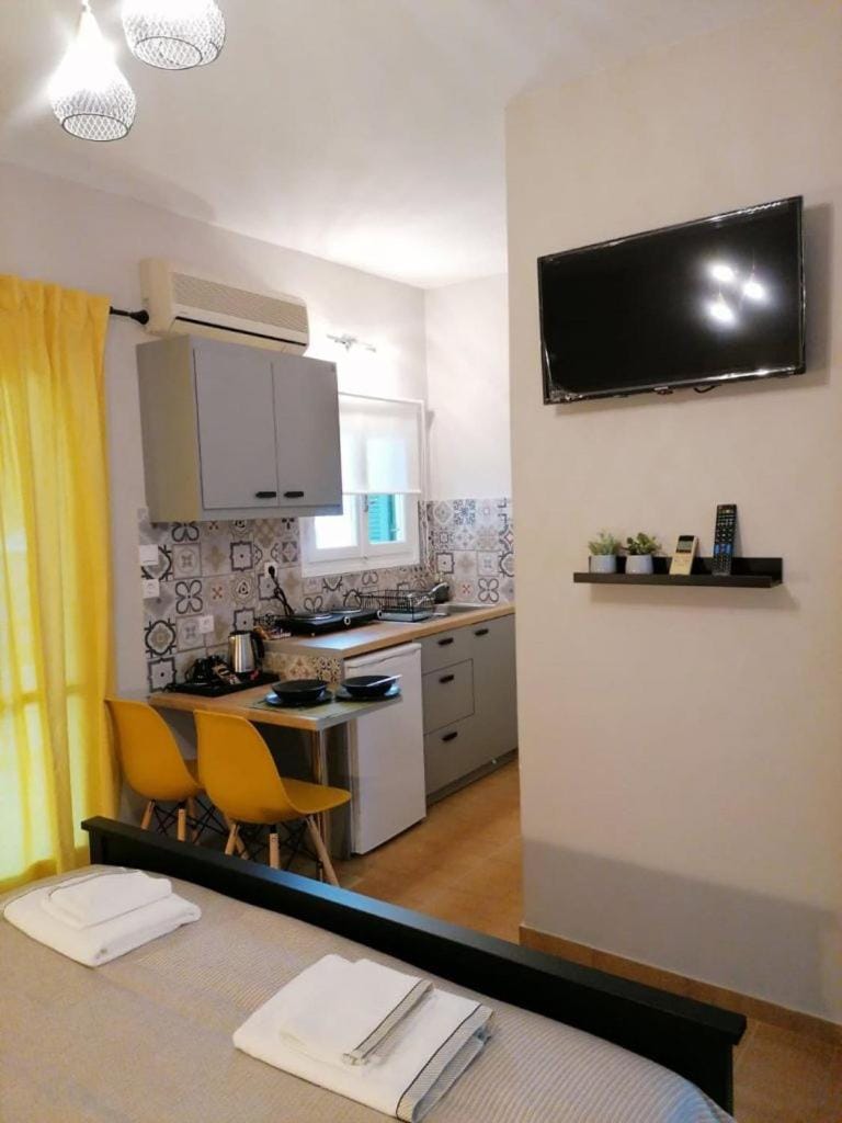 TV and multimedia, Kitchen or kitchenette