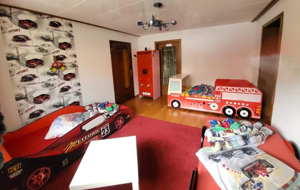 Bed, Photo of the whole room, Bedroom, children