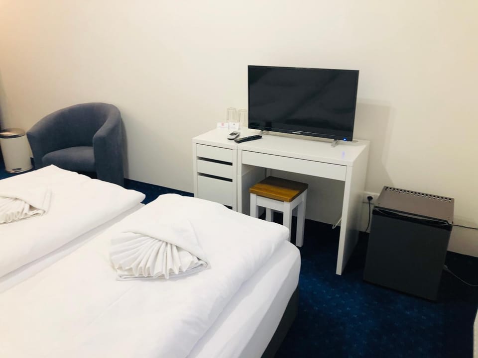 TV and multimedia, Photo of the whole room