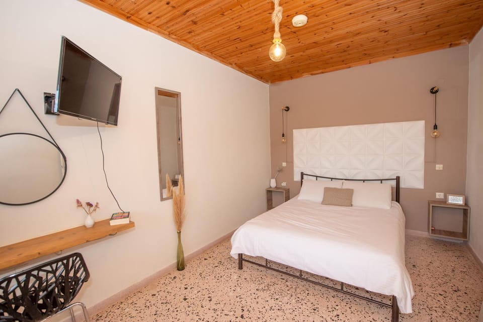 Elves Studios& Apartment's SIDARI Apartment hotel in Corfu, Greece