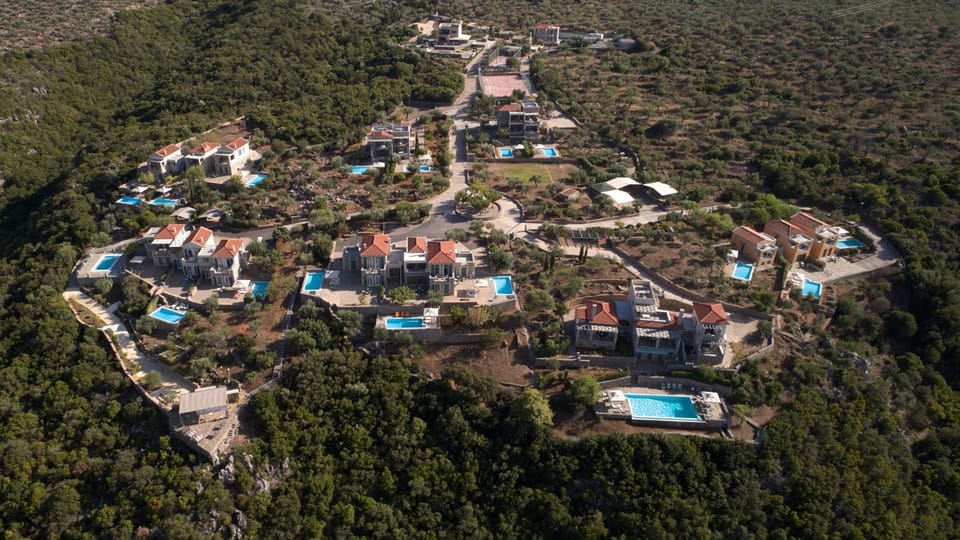 Property building, Bird's eye view