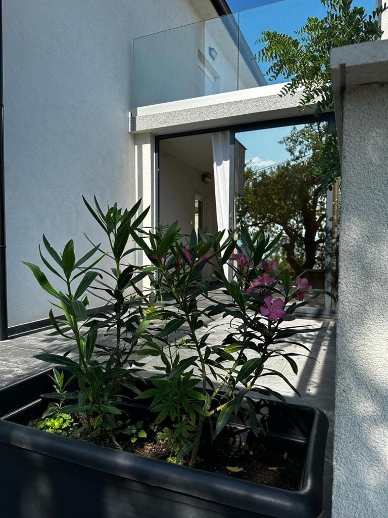 Izzy 2 Apartment in Lika-Senj County