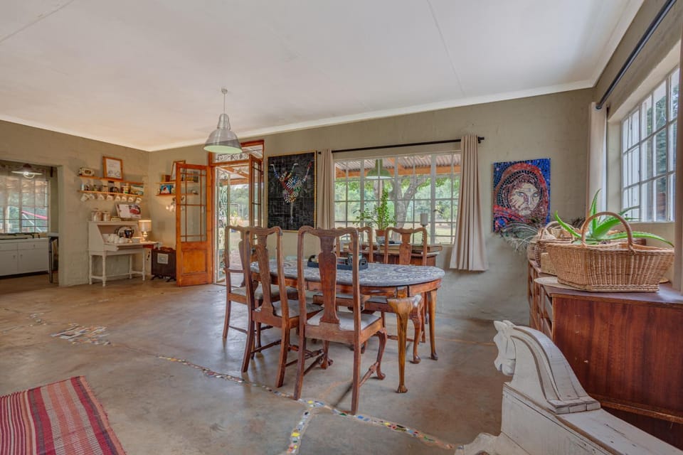 THE LAZY LAPA Bed and Breakfast in Gauteng