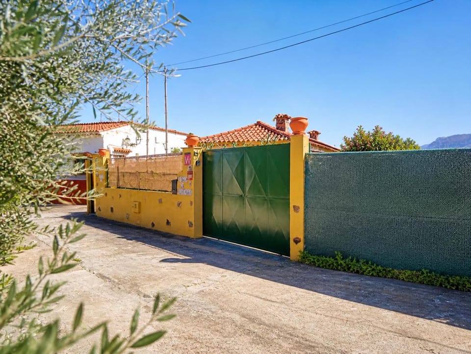 La Almendra Chalet in Comarca Sur