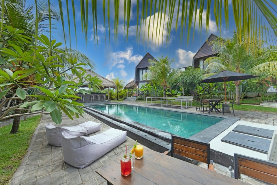 Property building, Pool view, Swimming pool