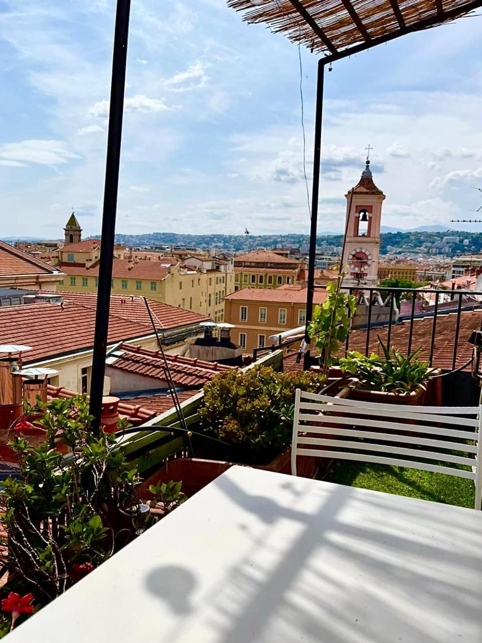 Cosy penthouse old town sea view little terraces Air conditionned Apartment in Nice