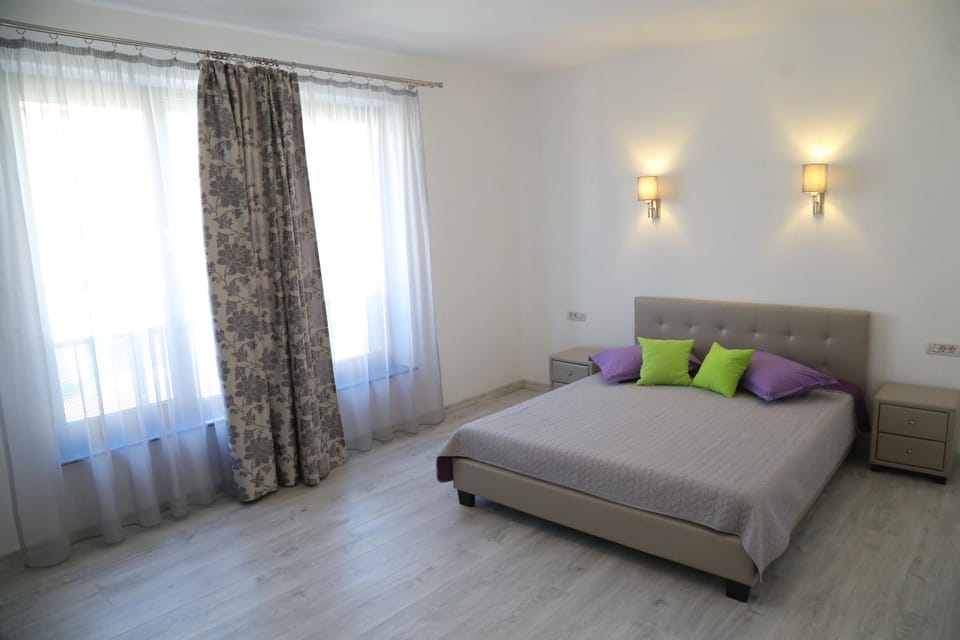 Ansamblul rezidential Phoenix Apartment in Romania