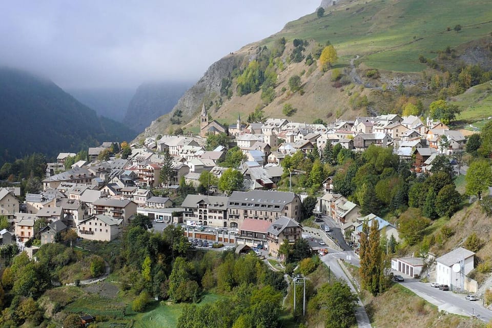 City view, Mountain view