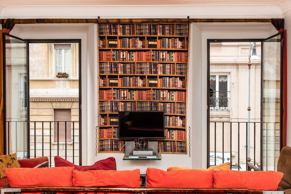 Library, Living room