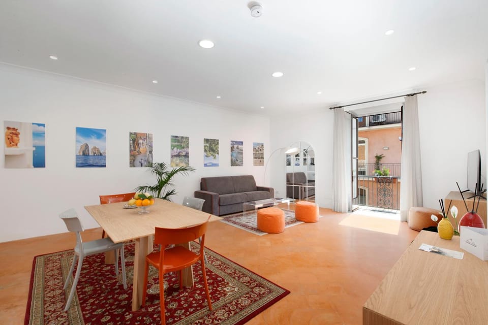 TV and multimedia, Balcony/Terrace, Living room, Dining area