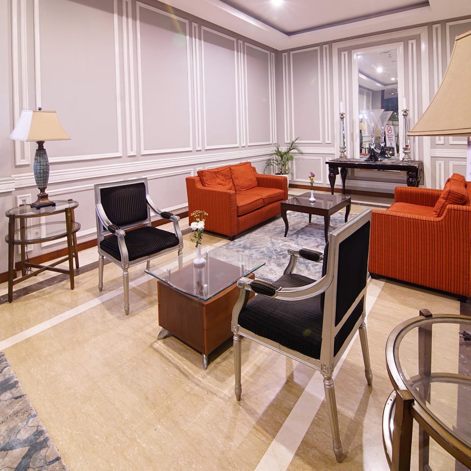 Lobby or reception, Lounge or bar, Decorative detail, Area and facilities