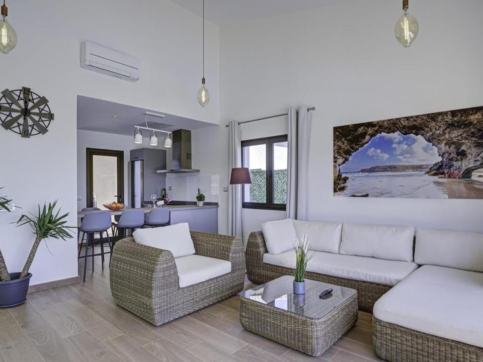 GuestReady - Villa El Molino Villa in Maxorata
