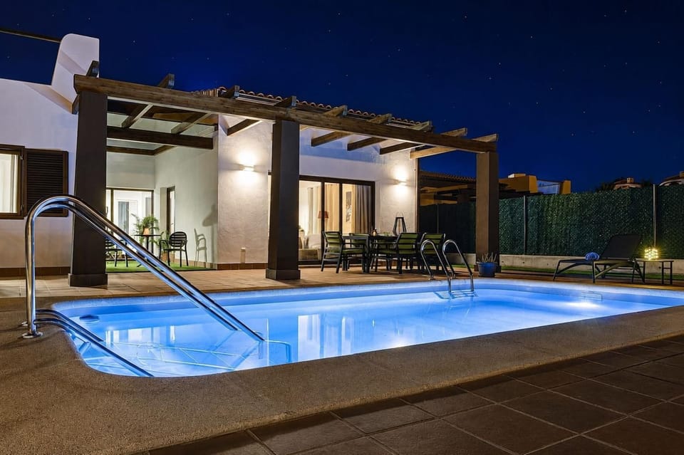 GuestReady - Luxury Villa with Pool Villa in Maxorata