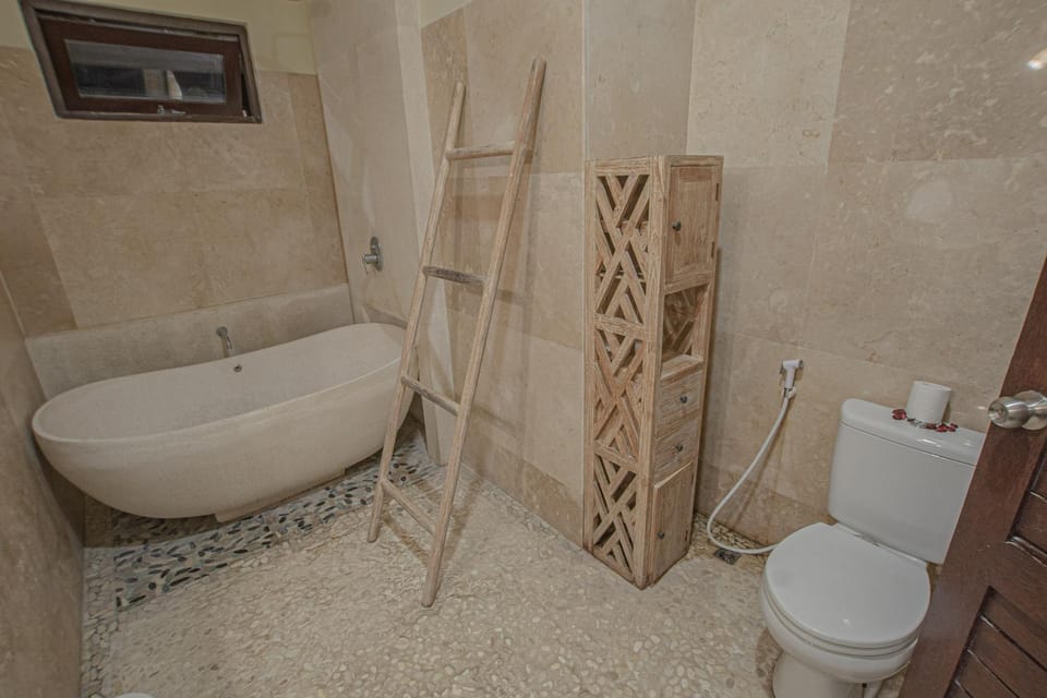 Bathroom, Bath