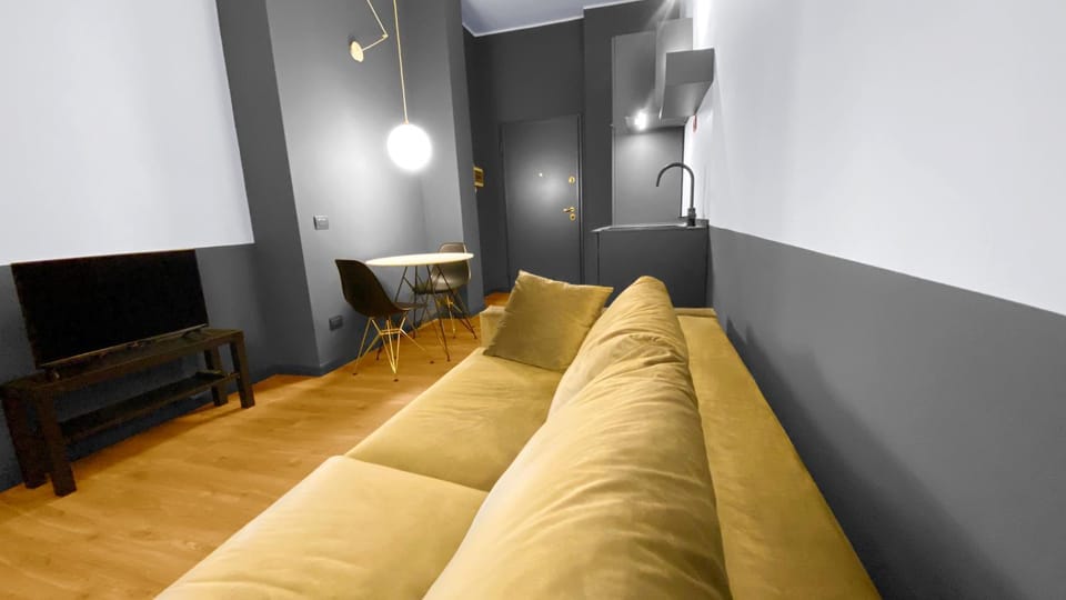 Milano Central Station Green Apartment in Milan