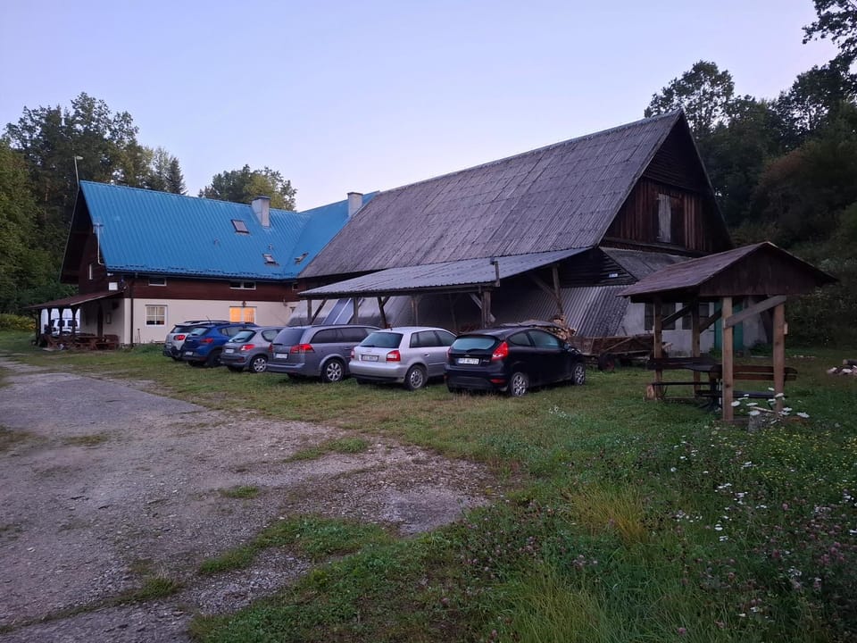 EkoTurystyka Natura Gwiazd - Green Velo - Workation Park Krajobrazowy Pogórza Bieszczad Farm Stay in Poland